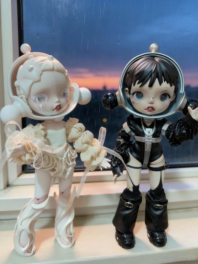 😍是谁又拥有了暗星啊！看到她的第一眼，就下定决心买回来和白露凑一对！爱不释手！怎么拍怎么好看🌟🌙