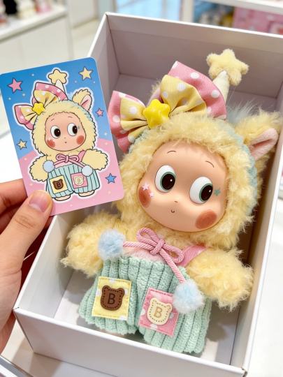 泡泡玛特马年系列最爱的一只娃软萌软萌的星星人 穿上衣服更可爱了名字寓意也很好 心愿马上达成～