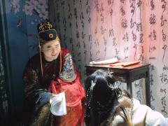 当“正确”带来伤害,“错误”给予温暖,我们该忠于抽象的道义,