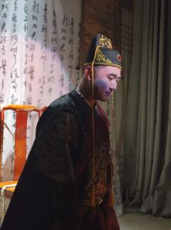 当“正确”带来伤害,“错误”给予温暖,我们该忠于抽象的道义,