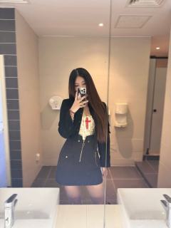 实在想不通怎么会有a本写得如此离谱，b本平平无奇，让我骂了几