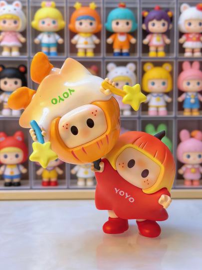 拍完了吗！我快要坚持不住了～就没有我yoyo酱举不起来的东西😘