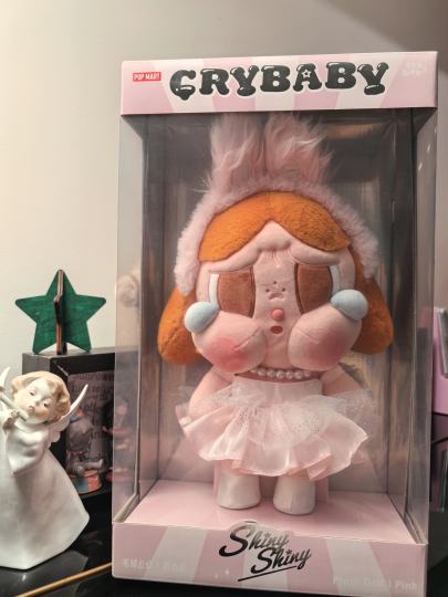 终于买到大娃哭娃超满足，好想把耳朵整理一下又舍不得开箱😂