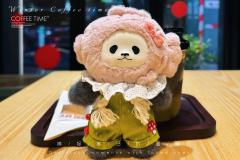 超级推荐鲷鱼烧熊猫🐼
猜猜看新年潘妮喝的什么☕️
虽然南