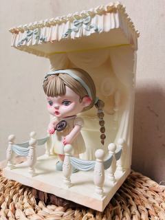 早起晨装，打扮的漂漂亮亮去上学啦！