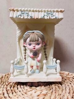 早起晨装，打扮的漂漂亮亮去上学啦！