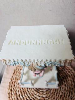 早起晨装，打扮的漂漂亮亮去上学啦！