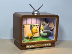 好看好看！！正好留下一对cp！想在要一个经典片头但是现在有点