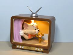 好看好看！！正好留下一对cp！想在要一个经典片头但是现在有点