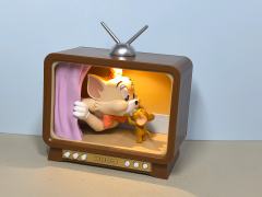 好看好看！！正好留下一对cp！想在要一个经典片头但是现在有点