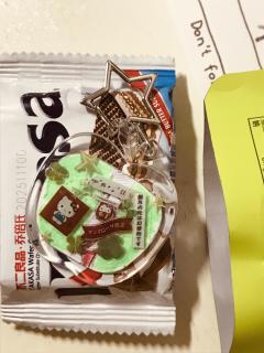 5r/p小卡，挂件15r/p，可以邮不🍞，邮费10r左右谢