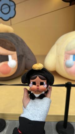 终于在最后一天抽中了！
到手特别可爱！
不过官方品控不是特别