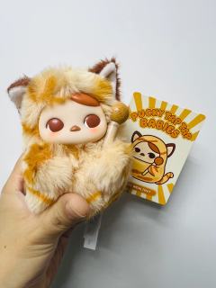 奇怪了🤔 怎么涨了？是不断货？
现在去手感盲盒结果抽到是猴