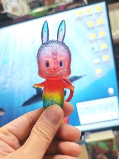 运气不错，昨晚随手订了两个到店自提，中午去店里提了，一个小哥