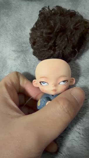 今天才知道原来天灵盖是磁吸的，而且眼睛还可以动😂😂😂