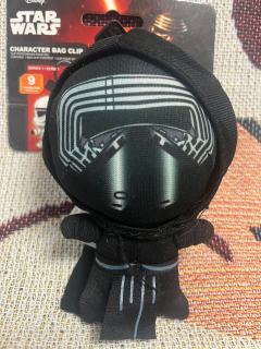 9款挂件之一，Disney品牌标，标签9号，做工好手感不错。