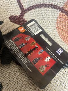 9款挂件之一，Disney品牌标，标签9号，做工好手感不错。