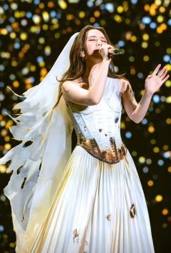 解解！￼请这样一直帅下去