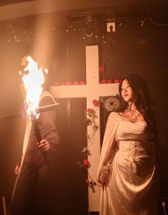 两个人的地狱，就是人间。
我亲爱的…面具先生

🎭角色：十