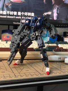 某天晚上看电影时搭的，打桩机很对味