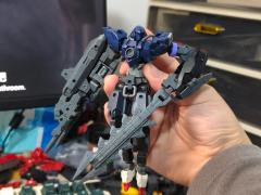 某天晚上看电影时搭的，打桩机很对味