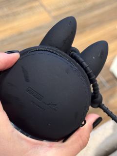 如果你不像我把它扔进碎纸屑里揉一圈，应该不会变成这样。
处理