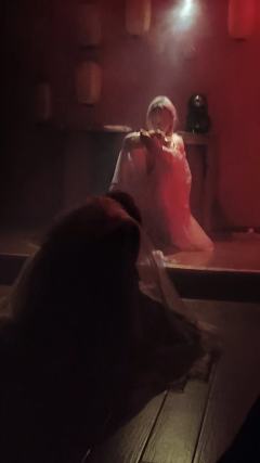 壁上观很好玩,胡不为这个角色本来很牢,但演圆改了五人版阿绾变