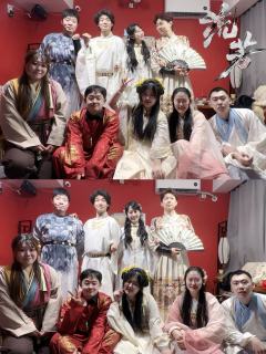 《流芳》赵晚舟,打了!
阎应元已上榜首!和羌青瓷并列了。
家