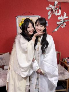 《流芳》赵晚舟,打了!
阎应元已上榜首!和羌青瓷并列了。
家