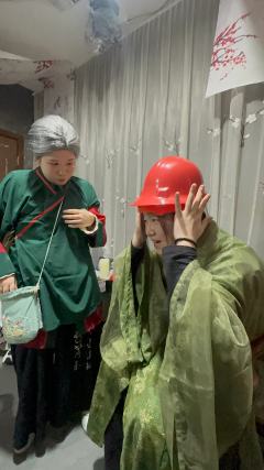 青鱼的眼里只有饕餮。
就如此刻,沈青的眼里只有苏无度。
体