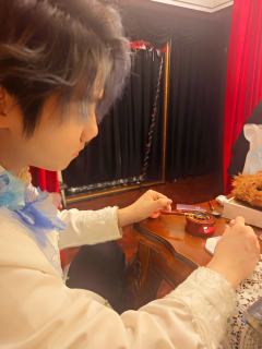 老师，我愿意永远沉沦。

🎬 本场卡司
希亚：余歌
管家：