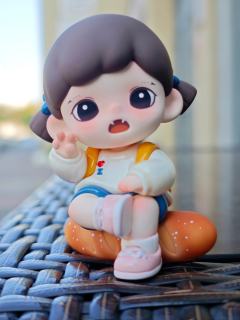 双马尾+元气坐姿 萌到犯规～高精度涂装连鞋带褶皱都清晰 摆出