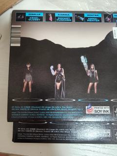 aespa假专辑
在一家买的,分别发的货,两个砖在官网查的都