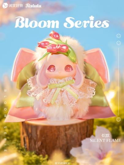 手脚都可动 蝴蝶结还可以替换兔兔的眼睛里有细闪✨