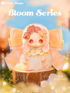 手脚都可动 蝴蝶结还可以替换
兔兔的眼睛里有细闪✨