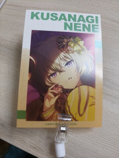 很难想象这张特典经历了什么