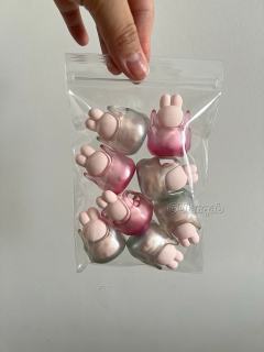 打包一捆在塑料袋里的兔兔~
