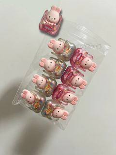 打包一捆在塑料袋里的兔兔~