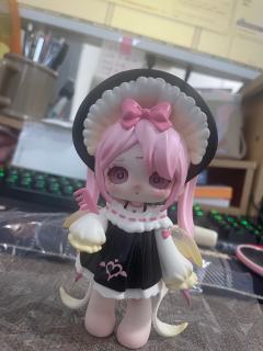 拆到了封面款之一，很可爱😊😊