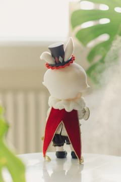 DIMOO  童话奇境

-

时空翻转，跟随DIMOO变成