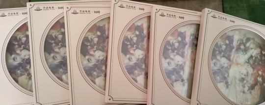 日常逛商场结果碰见周年庆徽章，本来看着兜里的余额只打算买一个的…结果看到单价震惊了！8块1个😱