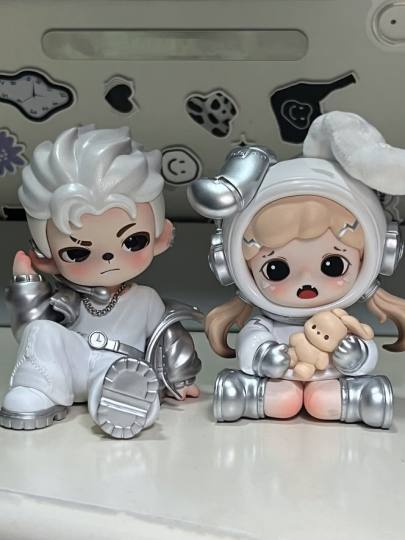 个人认为ace和星空漫游是目前手上最好看的妹宝和哥哥！！放一起好养眼呀，tnt你会出多出！