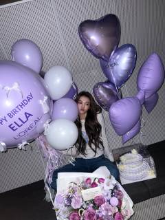 burfday gurl 🎂💐