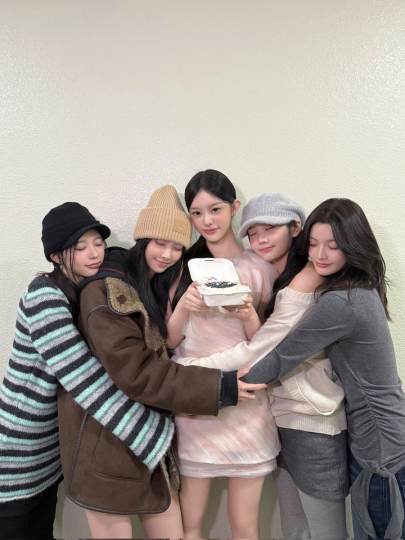 我们了不起的鸭子银行行长辛苦了。💗