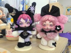 新品本来只想要库洛米的，秀气好看！但是现场提货看到美乐蒂也还