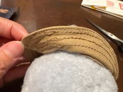 门店自提小春一个！但是这帽子的走线也太差了吧，159买的娃诶