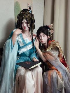 风散尽,花摧折,雪消融,月独悬。
梁以忱, 你这一生想要的很