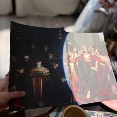 风散尽,花摧折,雪消融,月独悬。
梁以忱, 你这一生想要的很