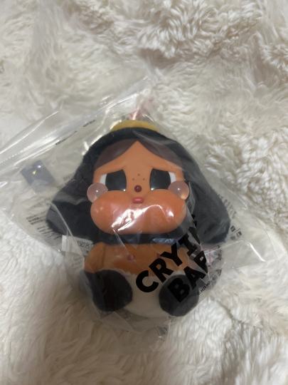 好开心啊🥳遇到一个超级好的娃友买到了我非常喜欢的初生棕，太可爱了！和我买的出生白凑成一对了！太喜欢了！爱上哭娃真的太上头了！我一直安利给朋友。