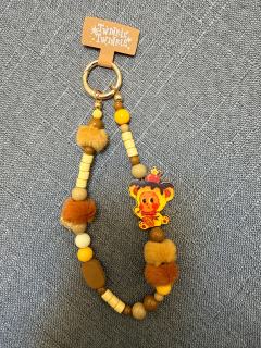 蹲了好久的星星人挂绳盲盒,拆开瞬间被这只招吉布丁萌到心化🥰